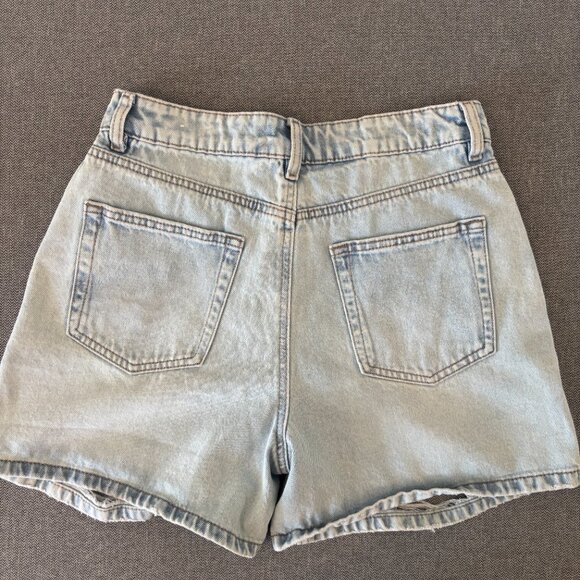 Ardene Light Wash Mom Jean Shorts NWOT – Size 05 - Picture 6 of 6